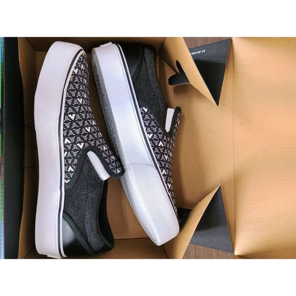 Airwalk Women's Black & White Skater Style Slip-On Shoes Size 7M - Picture 4 of 7